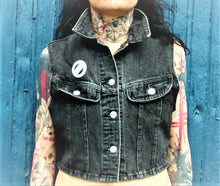 Load image into Gallery viewer, Denim on Denim on Denim